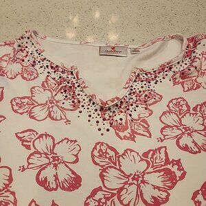 quacker factory 2x White Pink Shirt Hibiscus floral Rhinestones 3/4 Sleeve